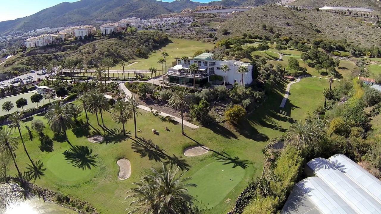 Mar Del Sur Apartamentos- Piscina Y Playa - Parking Gratis ベナルマデナ エクステリア 写真